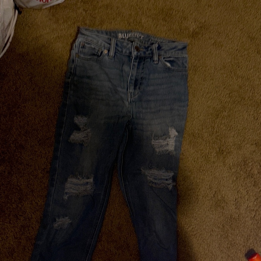 Jc penny’s Blue Distressed Ankle Cropped Jeans